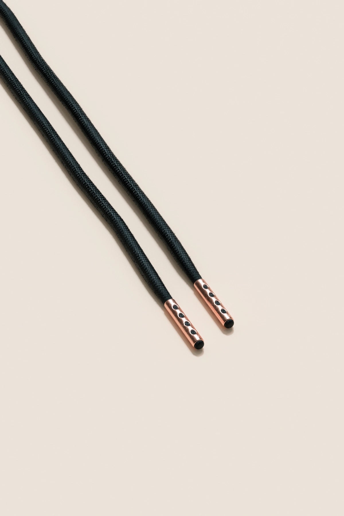 Senkels Black 4mm Round Waxed Shoelaces with Rose Gold Aglets