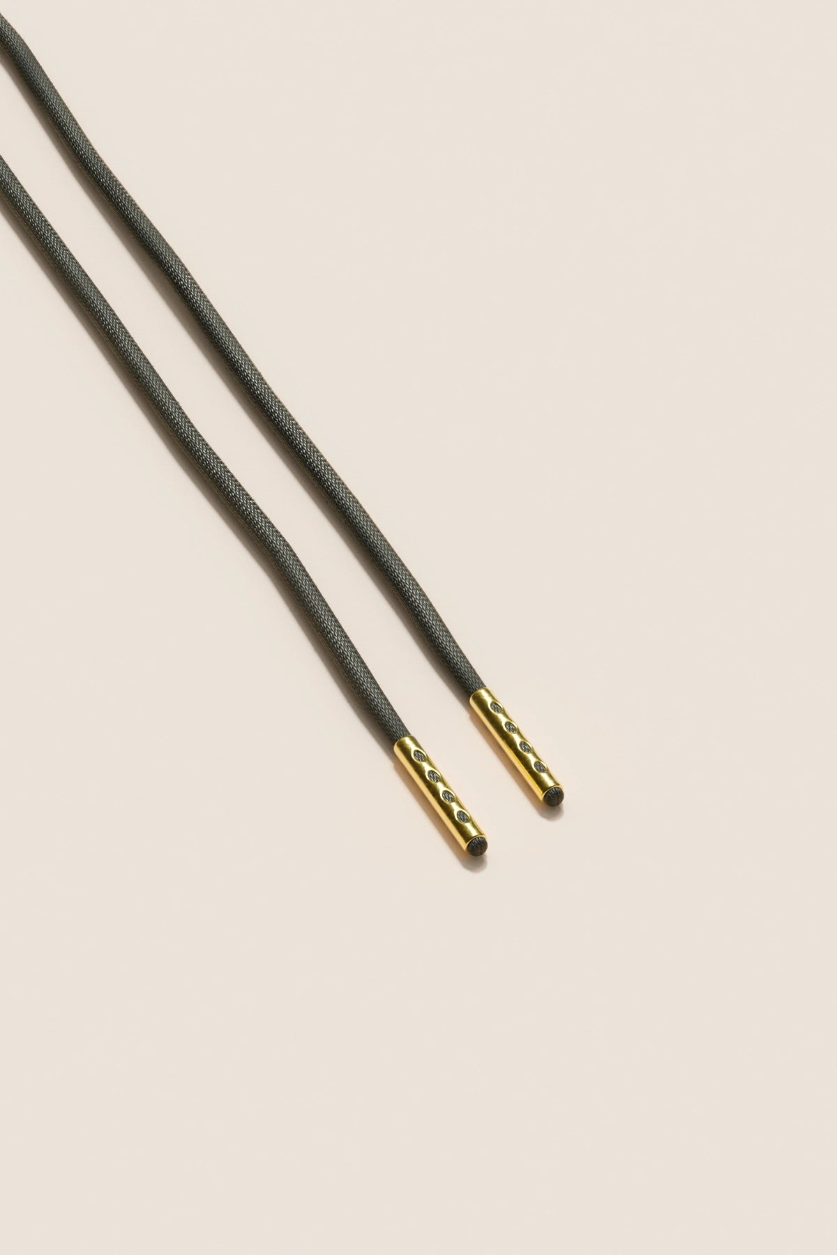 Senkels Night Grey 2.5mm Round Waxed Shoelaces with Gold Aglets