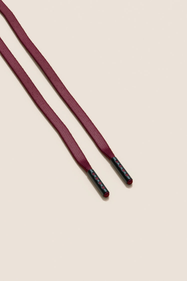 Senkels Bordeaux 3mm Flat Waxed Shoelaces with Black Matte Aglets